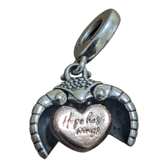 Pandora 2022 Ladybird & Heart Dangle Charm Club Exclusive Sterling - Picture 3 of 3